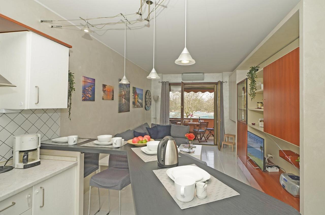 Casa Rudi - Gardagate Apartment Sirmione Ngoại thất bức ảnh
